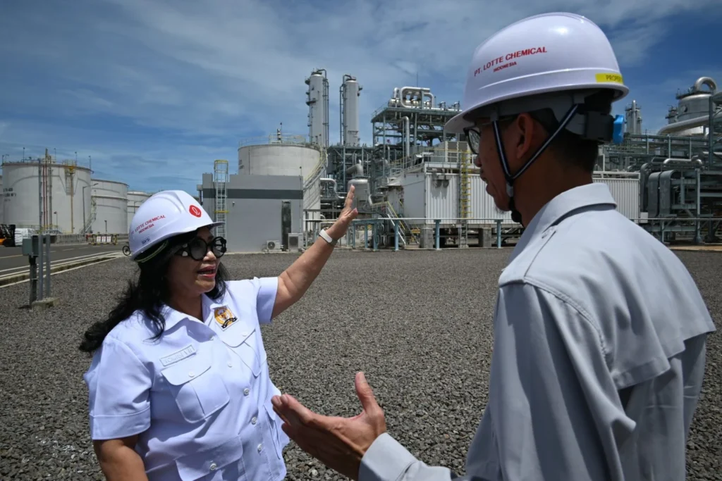 Industri Tekstil-Plastik Terbebas dari Impor! Evita (DPR) Tegaskan Pabrik Petrokimia Lotte Chemical Kunci Atasi Ketergantungan Bahan Baku