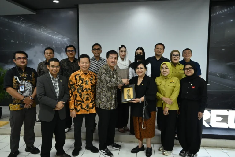 Produksi Alas Kaki Nasional Terhambat! Wakil Ketua Komisi VII DPR RI Soroti Minimnya Peternak Sapi Lokal dan Sulitnya Investasi Bahan Baku Utama