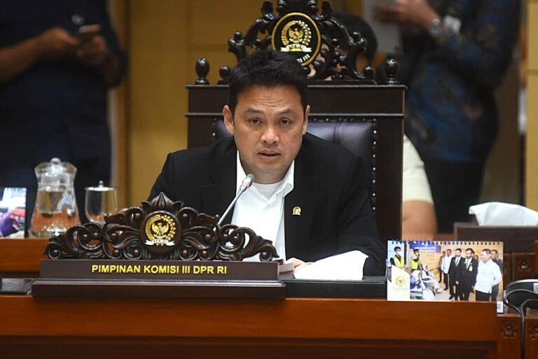Kasus Penusukan Komar Safe di Tual Harus Ditangani oleh Aparat Secara Transparan