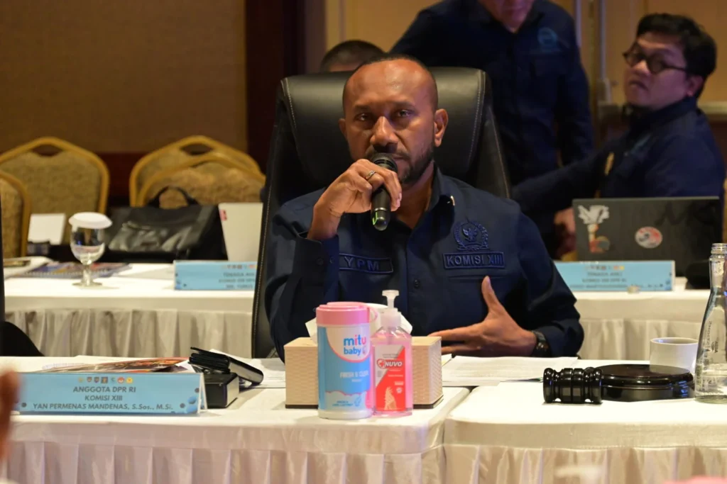 Yan Permenas: WNA Pelaku Kejahatan Harus Diproses Pidana, Bukan Sekadar Deportasi