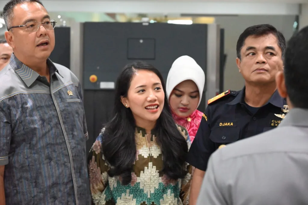 Kunjungi Bea Cukai Soekarno-Hatta, Puteri Komarudin Dorong Pengawasan Diperketat