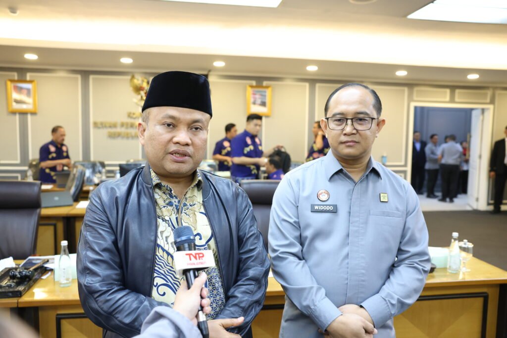 Komisi XIII Soroti Kepastian Status Hukum Anak WNI dalam Adopsi Lintas Negara