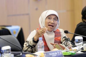 Saadiah Uluputty Ingatkan Risiko Hukum Sawitisasi Pascakarhutla