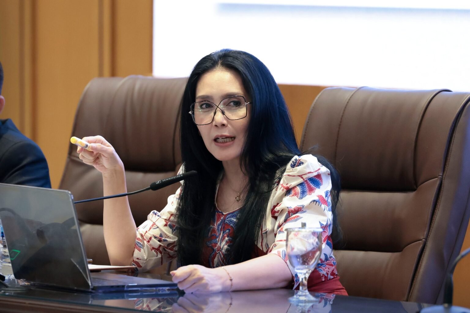 Dua Tahun Pemerintahan Prabowo, Rieke Soroti Persoalan Implementasi Kebijakan